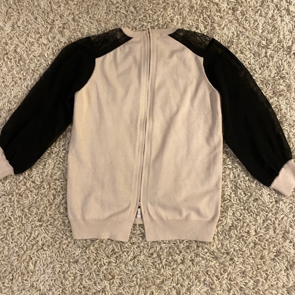 Karen Millen Elegant Black and Cream Sweater size 1 - Picture 3 of 3
